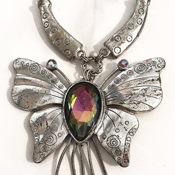Halloween 🧙♀️ Vintage butterfly necklace with aurora borealis stones - Picture 4 of 4
